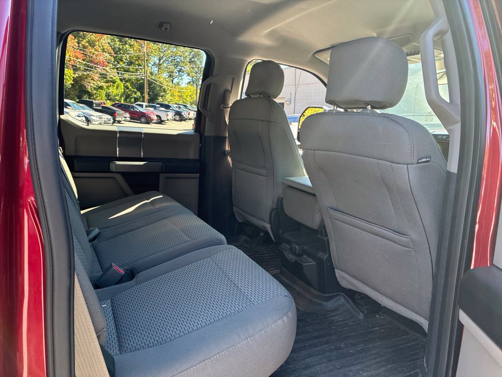 Used 2017 Ford F350 XLT w/ XLT Premium Package AWD/4WD image 28