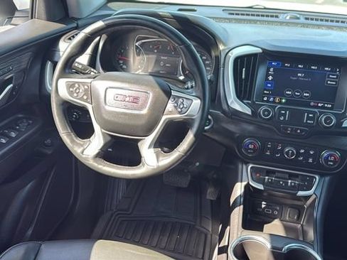 Used 2023 GMC Terrain SLT AWD/4WD image 30