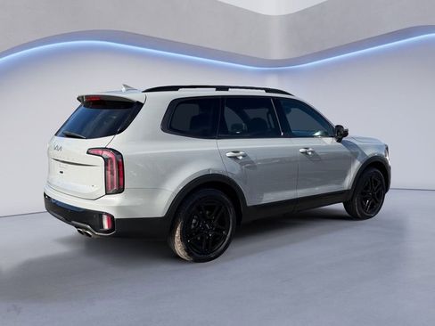 Used 2024 Kia Telluride EX X-Line image 3