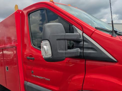 Used 2017 Ford Transit 250 138 RWD image 11