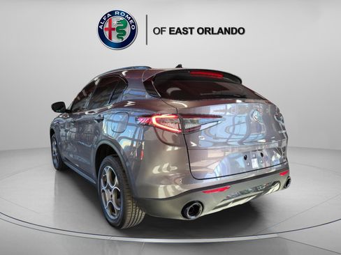 New 2025 Alfa Romeo Stelvio Sprint image 6