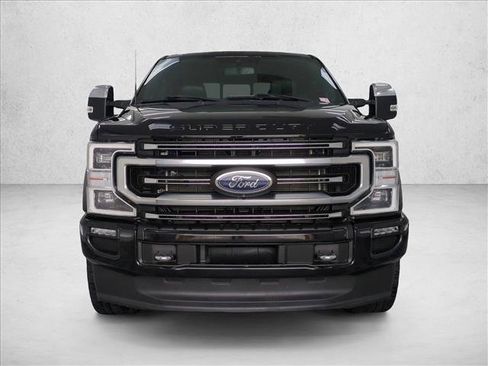 Used 2022 Ford F250 Platinum AWD/4WD image 2