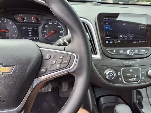 Used 2023 Chevrolet Malibu RS FWD image 22