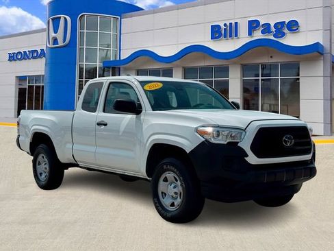 Used 2022 Toyota Tacoma SR RWD image 1