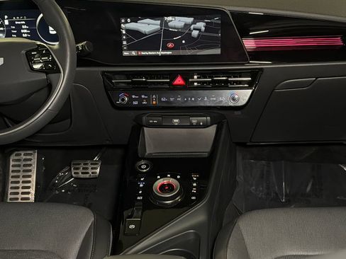 Certified 2023 Kia Niro Wave w/ Wave Preserve Package FWD image 19