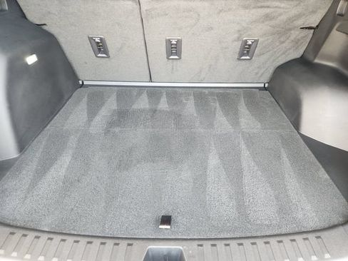 Used 2025 Chevrolet Equinox ACTIV AWD/4WD image 31