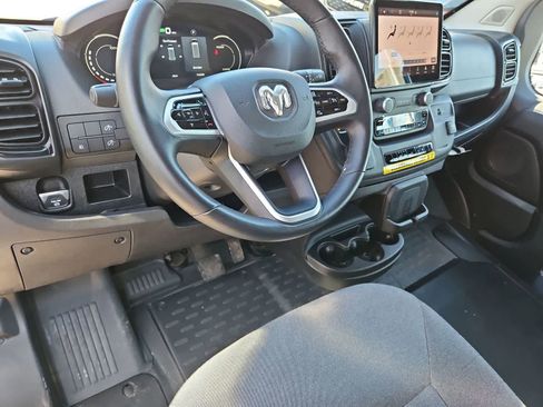 Used 2024 RAM ProMaster 3500 image 11