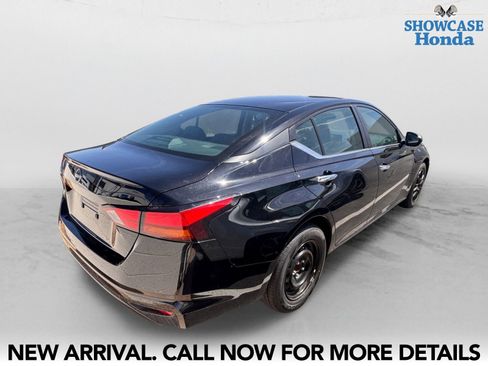 Used 2024 Nissan Altima 2.5 S FWD image 5