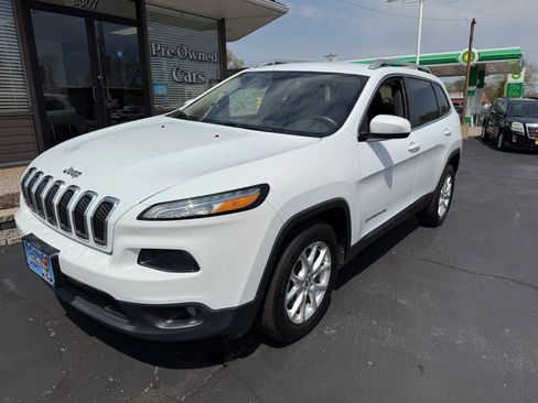 Used 2014 Jeep Cherokee Latitude image 3