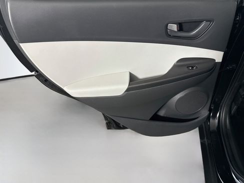 Used 2022 Hyundai Kona SEL FWD image 26