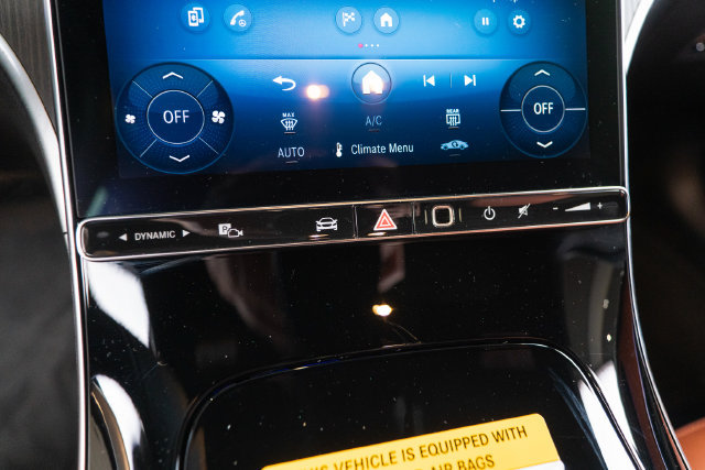 Certified 2025 Mercedes-Benz C 300 4MATIC Sedan image 25