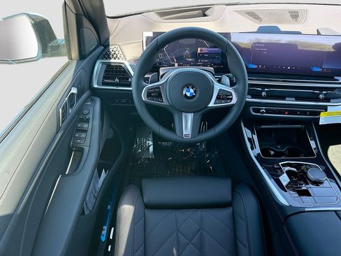 New 2026 BMW X5 sDrive40i w/ M Sport Package image 17