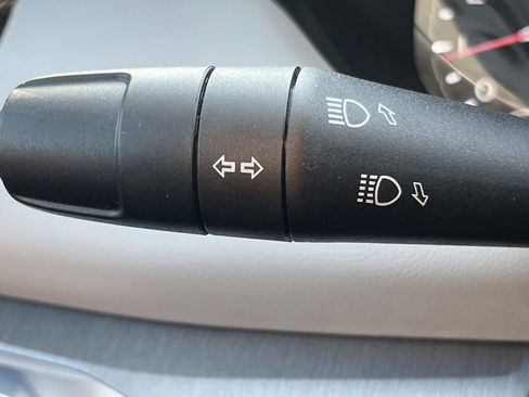 Used 2022 Jeep Compass Limited image 27