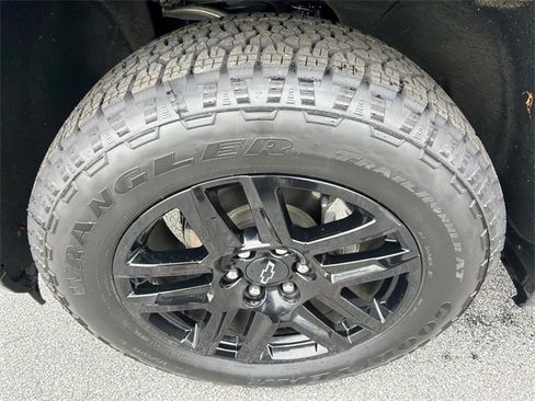 Used 2022 Chevrolet Silverado 1500 RST image 11