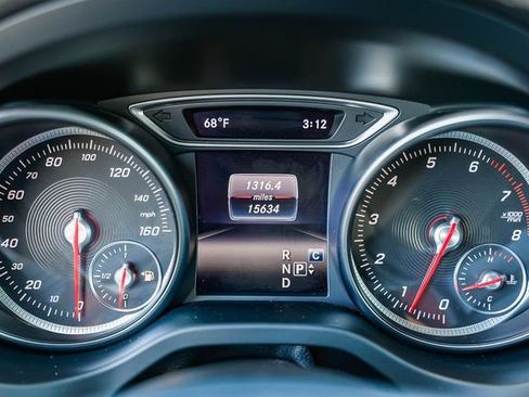 Used 2020 Mercedes-Benz GLA 250 4MATIC image 23