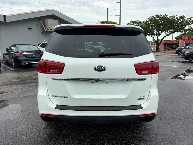 Used 2019 Kia Sedona LX FWD image 6