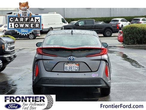 Used 2019 Toyota Prius Prime Advanced image 6