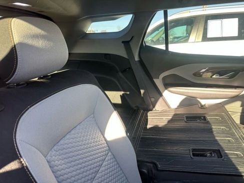 Used 2019 GMC Terrain SLE w/ LPO, Floor Liner Package image 24