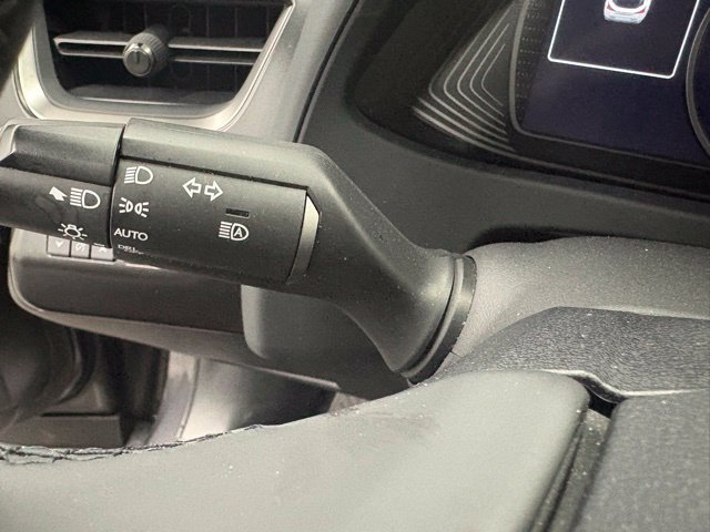 Used 2023 Lexus UX 250h FWD w/ Accessory Package (Z1) image 18