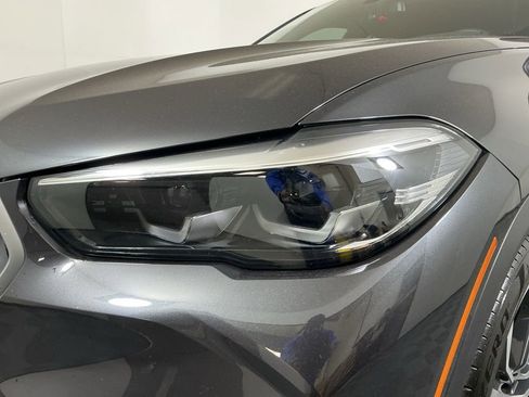 Certified 2023 BMW X6 xDrive40i w/ Luxury Seating Package image 9