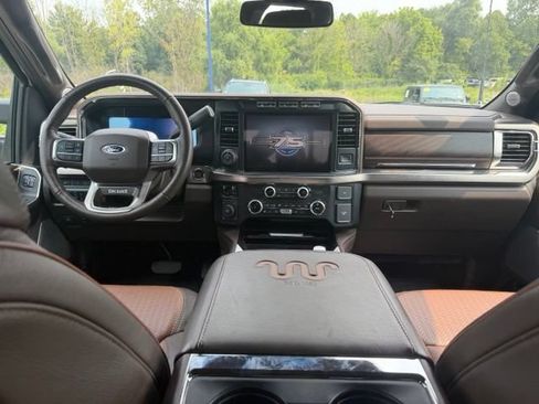 Used 2023 Ford F250 King Ranch AWD/4WD image 9