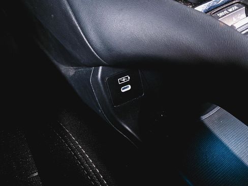 Used 2023 Honda HR-V LX image 29