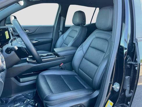 Used 2025 Chevrolet Equinox LT w/ Convenience Package II AWD/4WD image 15
