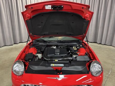 Used 2002 Ford Thunderbird image 27