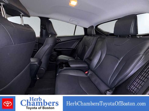 Used 2017 Toyota Prius Prime Premium FWD image 18