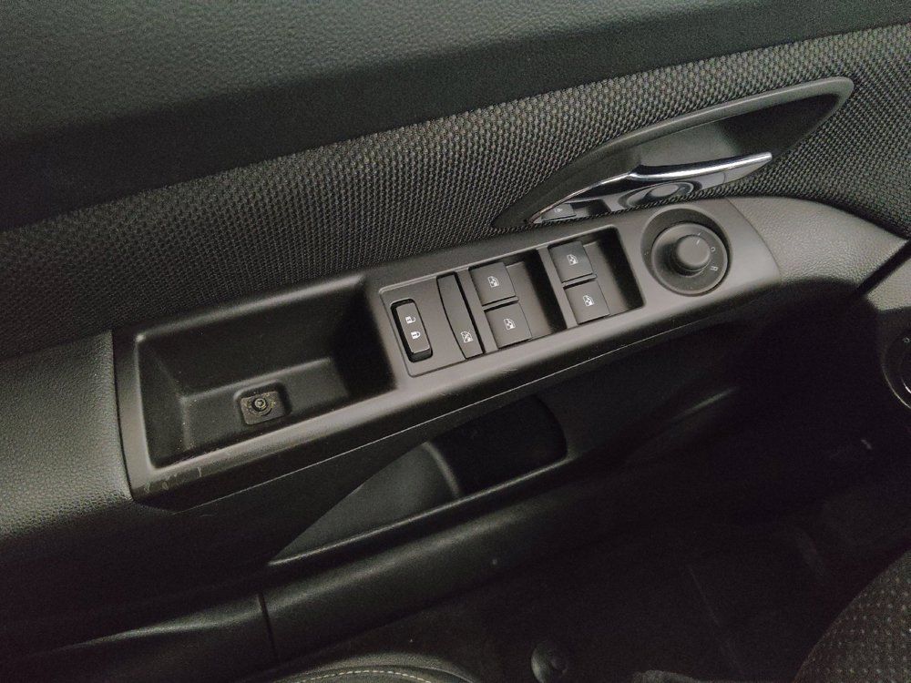 Used 2015 Chevrolet Cruze LT FWD image 27