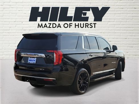 Used 2022 GMC Yukon SLT w/ SLT Luxury Package image 5