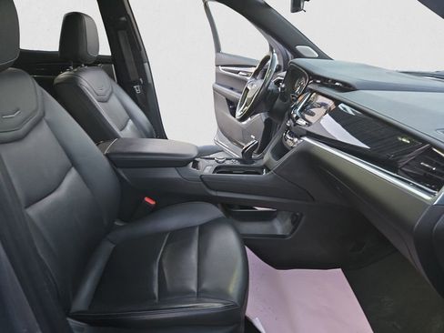 Certified 2023 Cadillac XT6 Premium Luxury w/ Technology Package image 17