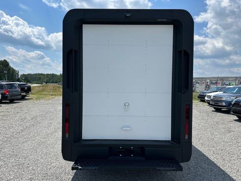 Used 2024 Chevrolet Brightdrop 600 w/ Commercial Equipment Package AWD/4WD image 10