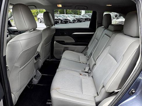 Used 2019 Toyota Highlander Plus image 13
