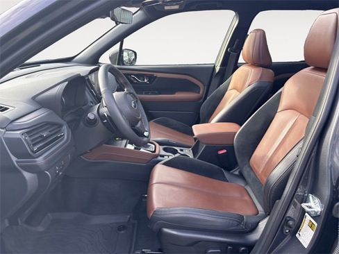Certified 2025 Subaru Forester Touring image 9