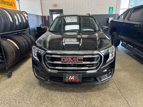 Used 2024 GMC Terrain AT4 w/ Infotainment Package II image 2