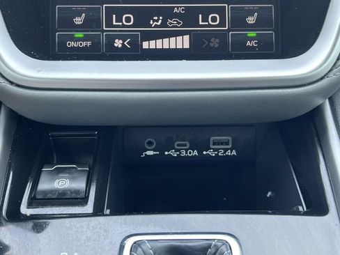Certified 2024 Subaru Outback Limited AWD/4WD image 22