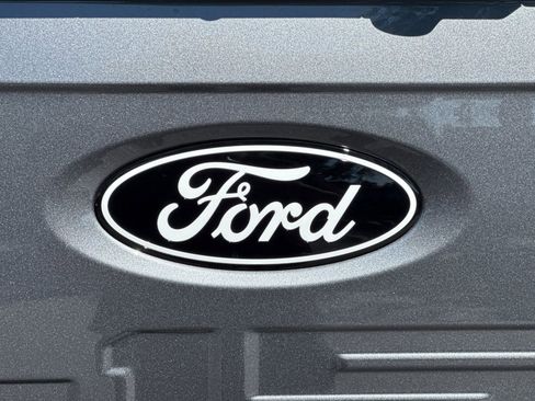 New 2025 Ford F150 XLT w/ Equipment Group 302A MID image 8