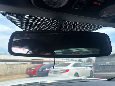 Used 2019 Ford Mustang Premium image 21