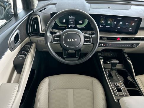 Used 2024 Kia Sorento X-Line EX image 35