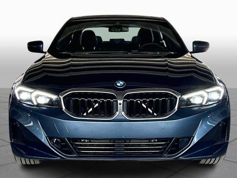 Used 2025 BMW 330i Sedan image 3
