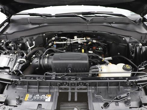 Used 2023 Ford Explorer XLT w/ Equipment Group 202A image 26
