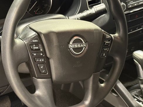 Certified 2022 Nissan Frontier SV w/ Technology Package image 19