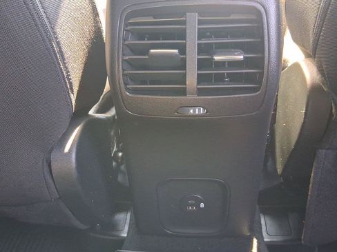 Certified 2022 Ford Escape SE w/ Convenience Package FWD image 10