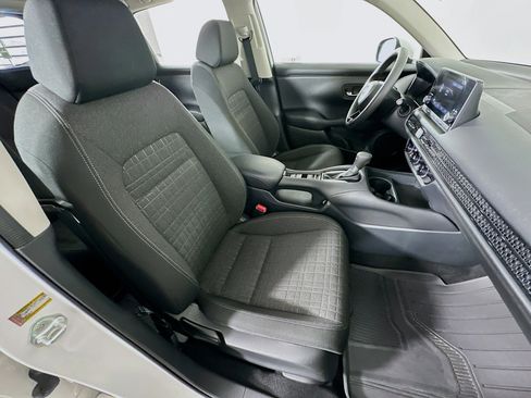 Used 2023 Honda HR-V LX image 28