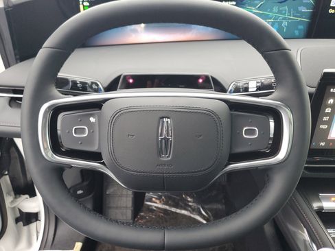 New 2026 Lincoln Nautilus Reserve image 16