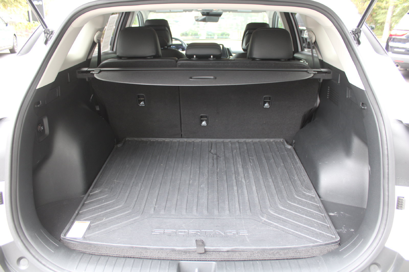 Certified 2023 Kia Sportage EX FWD image 10