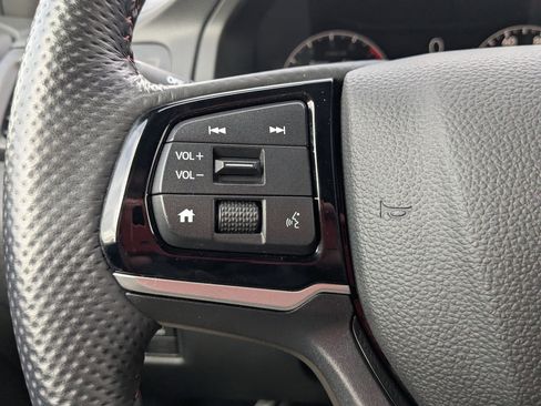 Certified 2025 Honda Ridgeline Black Edition image 19