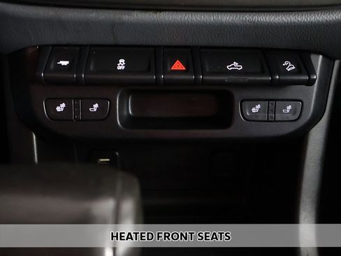 Used 2016 Chevrolet Colorado Z71 image 4