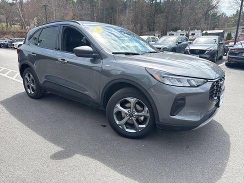Used 2025 Ford Escape ST-Line AWD/4WD image 7